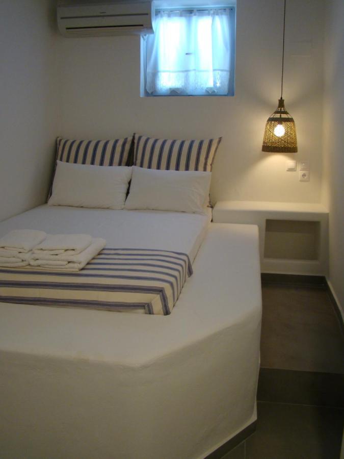 Efi'S Apartments Plaka  Eksteriør billede