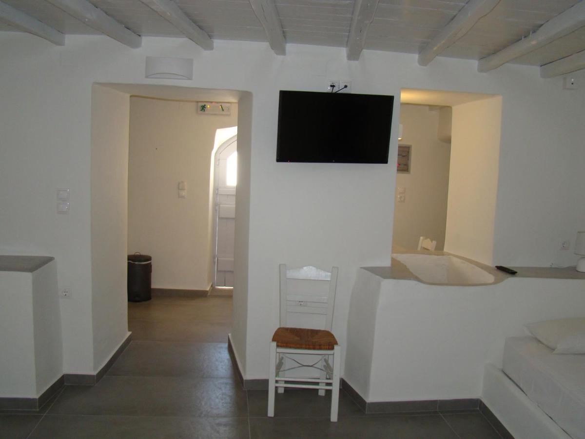Efi'S Apartments Plaka  Eksteriør billede