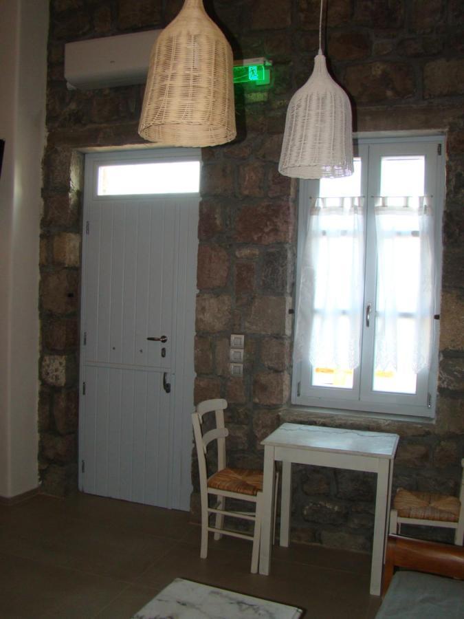 Efi'S Apartments Plaka  Eksteriør billede