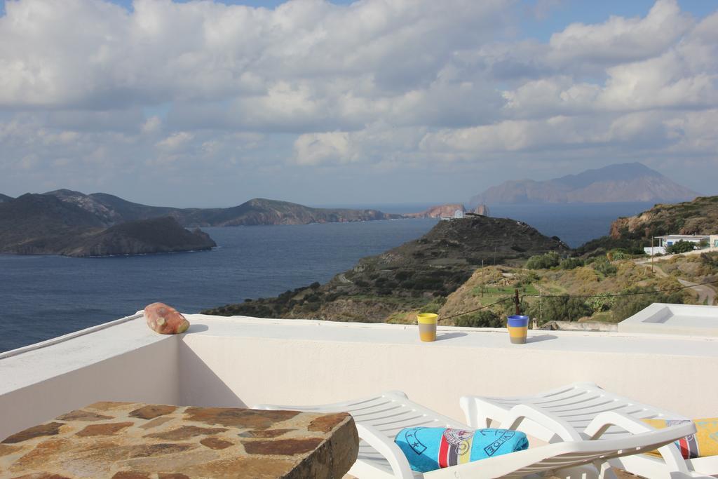 Efi'S Apartments Plaka  Eksteriør billede