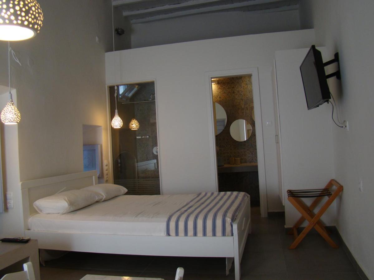 Efi'S Apartments Plaka  Eksteriør billede